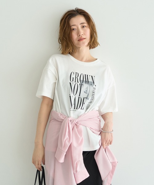 YECCA VECCA(イェッカヴェッカ)の「【UVカット】ロゴBIGTee(Tシャツ/カットソー・レディース・B/A/C・FREE)」の1枚目の写真