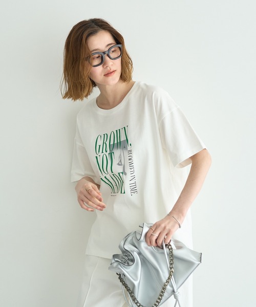 YECCA VECCA(イェッカヴェッカ)の「【UVカット】ロゴBIGTee(Tシャツ/カットソー・レディース・B/A/C・FREE)」の2枚目の写真