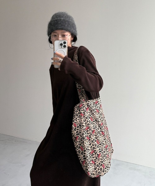 wee9s（ウィークス）の「GAL MIND TOTE / ギャルマインドトート（トートバッグ・レディース・ブラウン・FREE）」の11枚目の写真