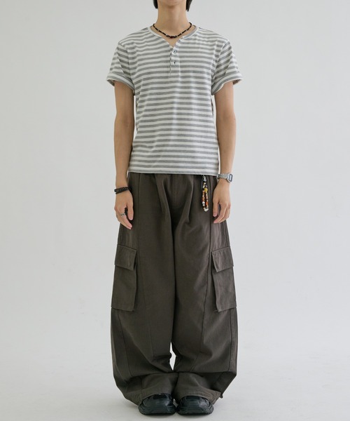 EPNK(イーピーエヌケー)の「Tuck utility cargo pants / タックユーティリティカーゴパンツ(カーゴパンツ・メンズ・ブラック/チャコールグレー・MEDIUM/LARGE/SMALL)」の22枚目の写真