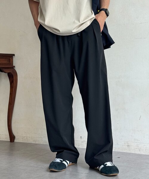 CPCM(シーピーシーエム)の「【AIRHOLE】クライミングパンツ(その他パンツ・メンズ・グリーン/アイボリー/ブラック・MEDIUM/LARGE)」の1枚目の写真