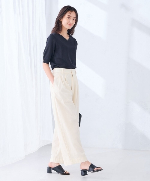 a.v.v(アーヴェヴェ)の「ハーフスリーブVネックサマーニット【WEB限定/洗える/接触冷感/UVカット】(ニット/セーター・レディース・オレンジ/ネイビー/ダークインディゴブルー/グレー系その他/ブラック・38/42/36/40)」の15枚目の写真