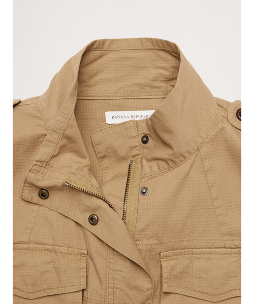 Banana Republic(バナナリパブリック)の「リップストップ コットン フライトジャケット(ダウンジャケット/コート・レディース・ブラウン・S/XS/L/M)」の6枚目の写真