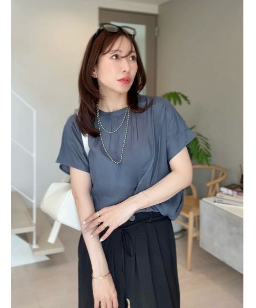 fifth(フィフス)の「【shieセレクト】【接触冷感】衿元ギャザーブラウス(シャツ/ブラウス・レディース・ブラック/ブルー/ホワイト・M)」の17枚目の写真