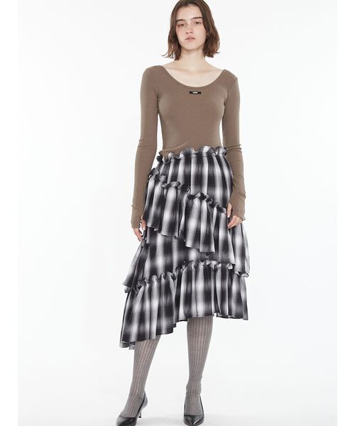 SORIN(ソリン )の「Tiered Docking Dress / ティアードドッキングドレス(ワンピース・レディース・ブラック/カーキ/ライラック・38/36)」の2枚目の写真