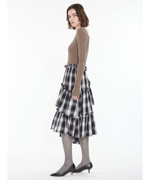SORIN(ソリン )の「Tiered Docking Dress / ティアードドッキングドレス(ワンピース・レディース・ブラック/カーキ/ライラック・38/36)」の7枚目の写真