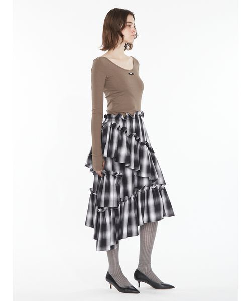 SORIN(ソリン )の「Tiered Docking Dress / ティアードドッキングドレス(ワンピース・レディース・ブラック/カーキ/ライラック・38/36)」の5枚目の写真