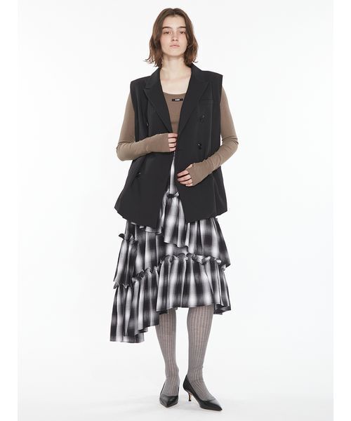 SORIN(ソリン )の「Tiered Docking Dress / ティアードドッキングドレス(ワンピース・レディース・ブラック/カーキ/ライラック・38/36)」の4枚目の写真