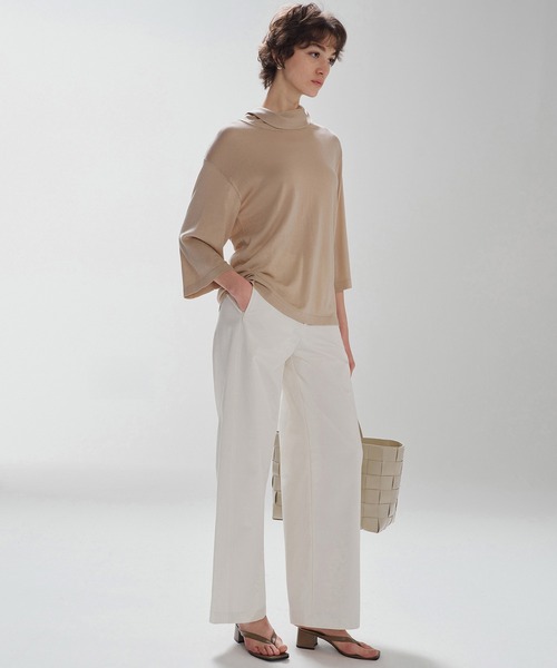 Bie(ビエ)の「コットン ワイドストレートパンツ(その他パンツ・レディース・ベージュ/オフホワイト/ブラック・S/L/M)」の6枚目の写真
