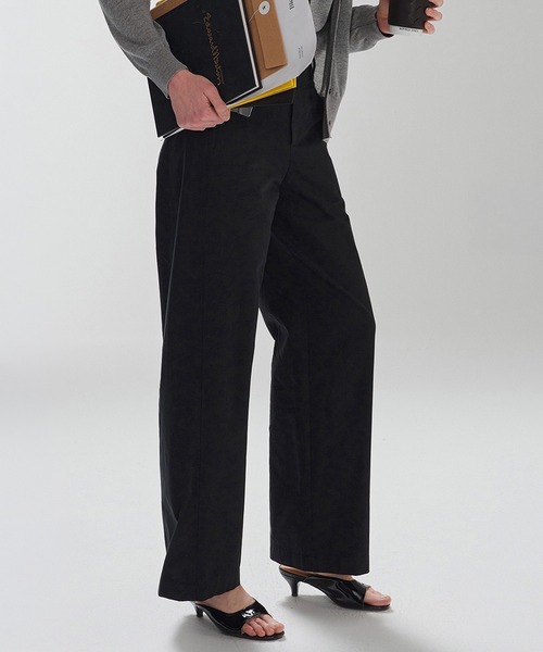 Bie(ビエ)の「コットン ワイドストレートパンツ(その他パンツ・レディース・ベージュ/オフホワイト/ブラック・S/L/M)」の15枚目の写真