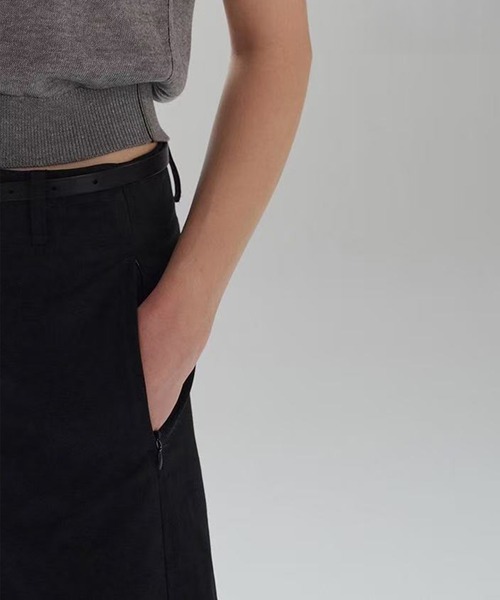 Bie(ビエ)の「コットン ワイドストレートパンツ(その他パンツ・レディース・ベージュ/オフホワイト/ブラック・S/L/M)」の17枚目の写真
