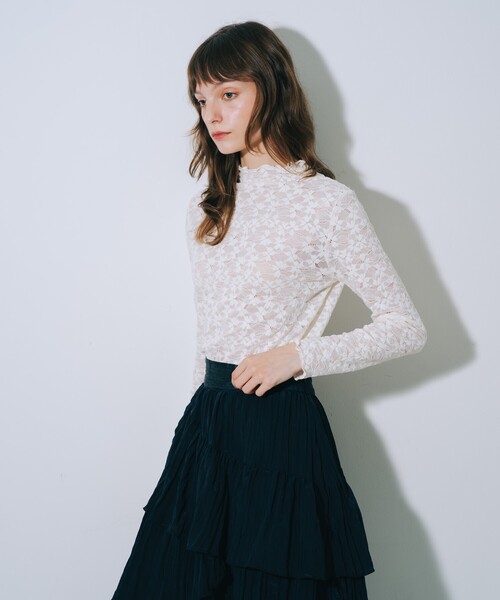SELFIST(セルフィスト)の「レースハイネックカットソー(Tシャツ/カットソー・レディース・ブラック/アイボリー・フリー)」の6枚目の写真