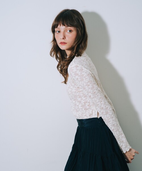 SELFIST(セルフィスト)の「レースハイネックカットソー(Tシャツ/カットソー・レディース・ブラック/アイボリー・フリー)」の7枚目の写真