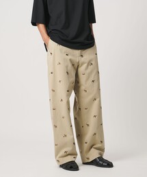 <LOEFF>キャメル エンブロイダリー チノパンツ MENS