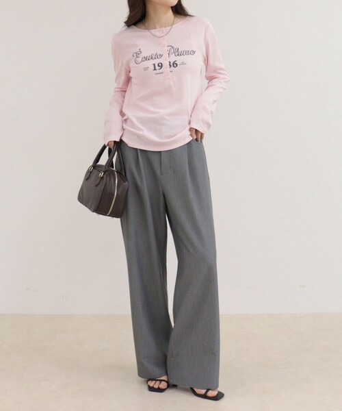 fredy emue(フレディエミュ)の「ヘンリーネックグラフィックロンTシャツ(Tシャツ/カットソー・レディース・オフホワイト/ベビーピンク・38)」の22枚目の写真