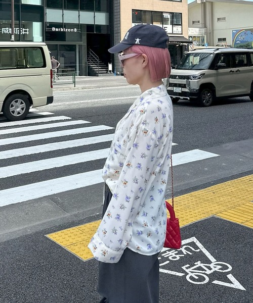 Alley Tokyo（アリートーキョー）の「【セットアップで着られる】花柄パジャマゆるシャツ（シャツ/ブラウス・レディース・オフホワイト/ブラック・FREE）」の11枚目の写真