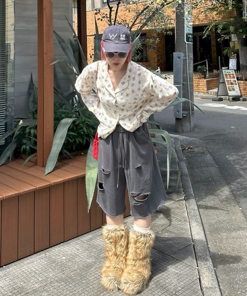 Alley Tokyo（アリートーキョー）の「【セットアップで着られる】花柄パジャマゆるシャツ（シャツ/ブラウス・レディース・オフホワイト/ブラック・FREE）」の15枚目の写真