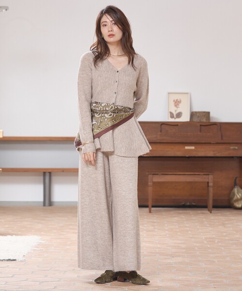 Au BANNISTER(オゥバニスター)の「ナロースクエアバックルパンプス(パンプス・レディース・ブラウン/ブラック/カーキ・35/39/38/37/36)」の5枚目の写真