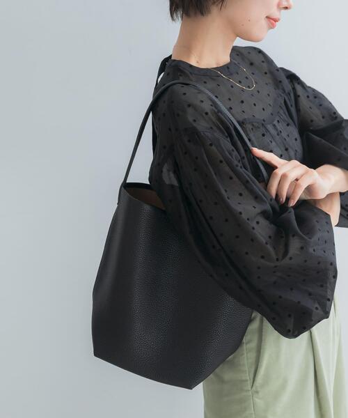 URBAN RESEARCH ROSSO WOMEN(アーバンリサーチ ロッソ)の「ARTESANOS トートバッグ(トートバッグ・レディース・カーキ/ブラック・FREE)」の3枚目の写真