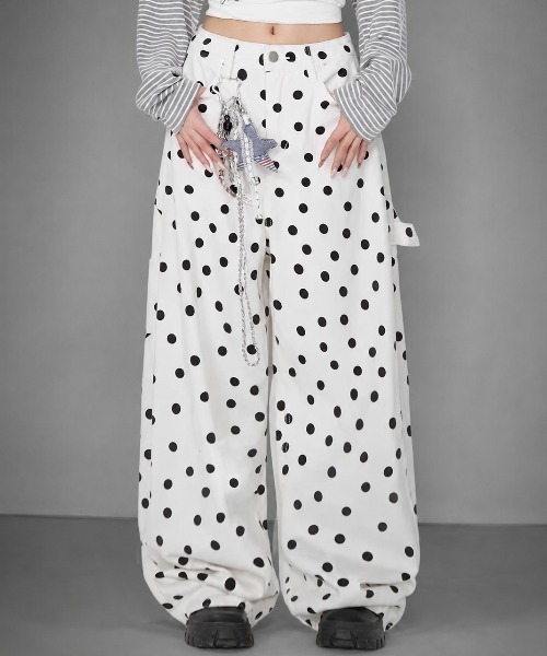 Achic(アシック)の「26AW ハートポケット付きドット柄ワイドデニムパンツ(デニムパンツ・レディース・ホワイト・M/L)」の15枚目の写真