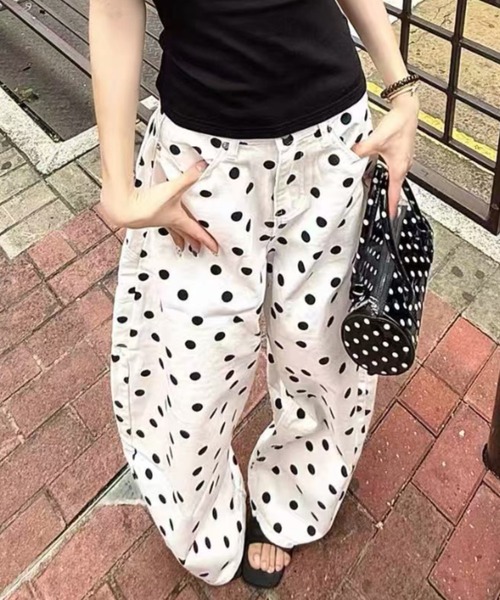 Achic(アシック)の「26AW ハートポケット付きドット柄ワイドデニムパンツ(デニムパンツ・レディース・ホワイト・M/L)」の8枚目の写真