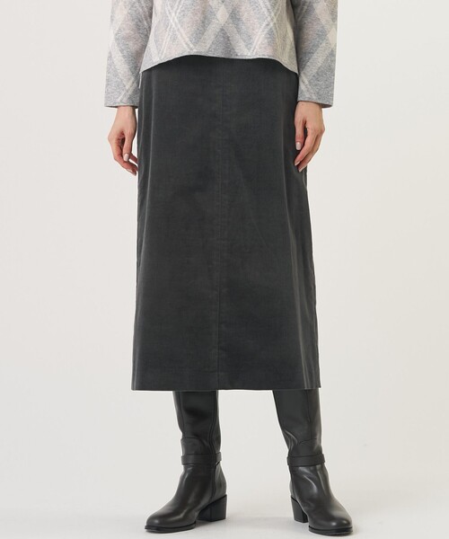J.PRESS Ladies(J.プレス レディス)の「【WEB限定カラーあり】AIR DUROY LIGHT スカート(スカート・レディース・ネイビー系/ダークブラウン系/ベージュ系/グレー系・XS/S)」の2枚目の写真
