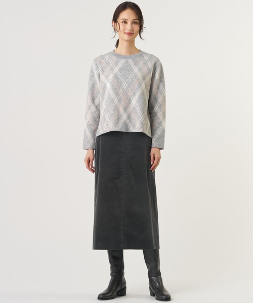 J.PRESS Ladies(J.プレス レディス)の「【WEB限定カラーあり】AIR DUROY LIGHT スカート(スカート・レディース・ネイビー系/ダークブラウン系/ベージュ系/グレー系・XS/S)」の13枚目の写真