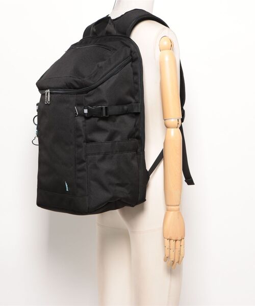EASTBOY(イーストボーイ)の「【EASTBOY/イーストボーイ】【大容量35L デッドスペースを作らないスクエア構造】ボックスバックパック PC収納 通勤 通学 ポケット多数(バックパック/リュック・レディース・サックスブルー/ピンク・FREE)」の8枚目の写真
