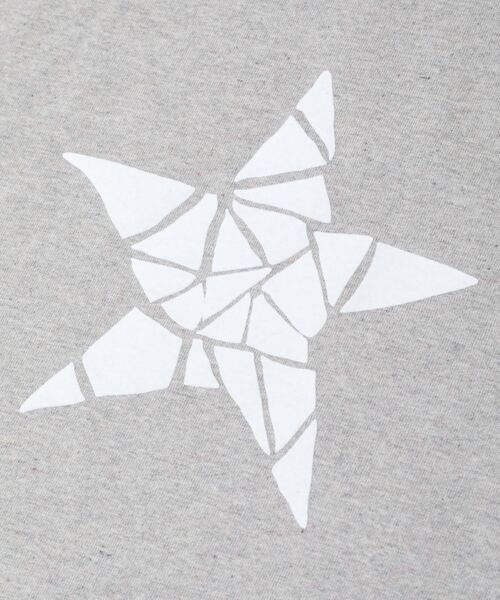CONVERSE TOKYO(コンバーストウキョウ)の「【KAKERA】KAKERA ONE STAR LONG SLEEVE TEE(Tシャツ/カットソー・レディース・ホワイト/グレー/ブラック・SMALL/MEDIUM)」の12枚目の写真