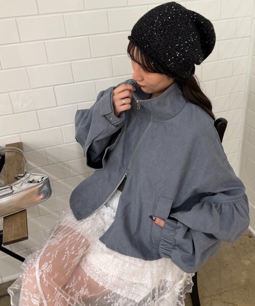 w closet(ダブルクローゼット)の「スウェードライクフリルブルゾン(ブルゾン・レディース・アイボリー/ピンク/グレー/ブラウン・MEDIUM/SMALL)」の10枚目の写真