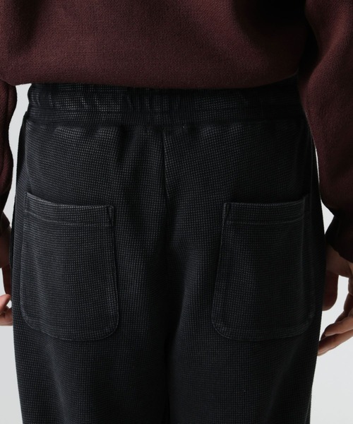 BAYFLOW(ベイフロー)の「フェードワッフルイージーパンツ(その他パンツ・メンズ・ブラウン/ブラック・MEDIUM/LARGE)」の3枚目の写真