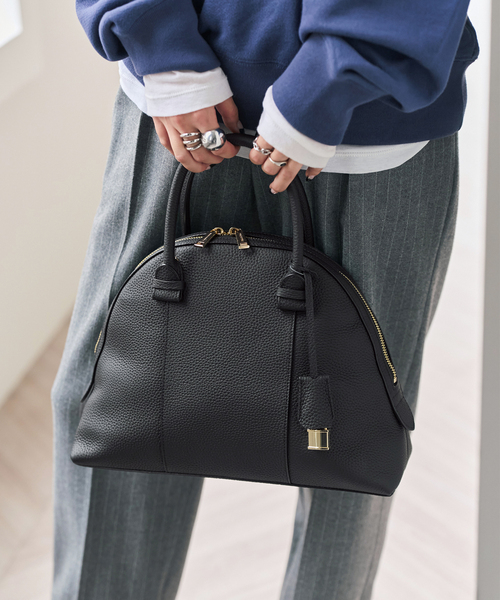 Spick & Span(スピックアンドスパン)の「Maison de Z/ メゾン ド ゼット レザーBAG(ボストンバッグ・レディース・ブラック/キャメル・FREE)」の1枚目の写真