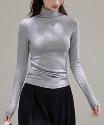 ハイネック長袖トップス