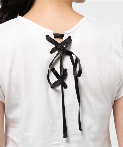 ikka(イッカ)の「バックレースアッププルオーバー(Tシャツ/カットソー・レディース・オフホワイト/グレー/ブラック・LARGE/MEDIUM)」の9枚目の写真