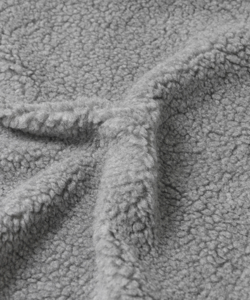 KBF（ケイビーエフ）の「KBF WEB限定 ボアチュニック（Tシャツ/カットソー・レディース・ベージュ系その他/ブラック/グレー・ONE）」の18枚目の写真