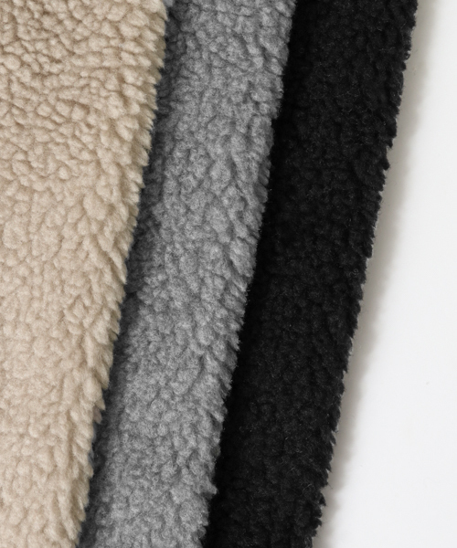 KBF（ケイビーエフ）の「KBF WEB限定 ボアチュニック（Tシャツ/カットソー・レディース・ベージュ系その他/ブラック/グレー・ONE）」の11枚目の写真