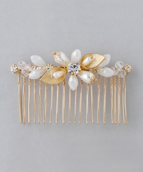 ANEMONE（アネモネ）の「カットビジューとパールのボタニカルラインコーム（その他ヘアアクセサリー・レディース・ゴールド/ホワイト・FREE）」の3枚目の写真
