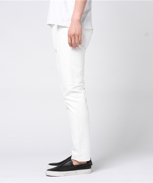 Denime（ドゥニーム）の「【MadeInJapan】WHITE DENIM TAPARED PANTS/ホワイトデニムテーパードパンツ（デニムパンツ・メンズ・ホワイト・30/32/28/34）」の2枚目の写真