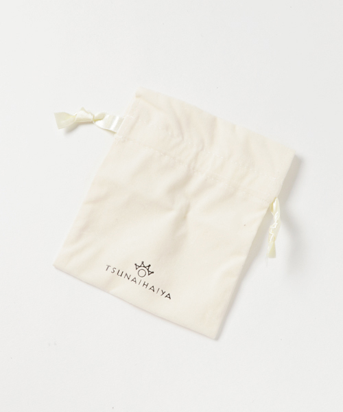 ROOPTOKYO（ループトウキョウ）の「TSUNAIHAIYA/ツナイハイヤ James Crowe Feather S Size（チャーム・メンズ・ブラック・ONE SIZE）」の3枚目の写真