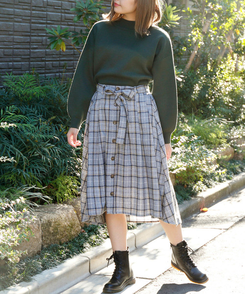 RAY CASSIN（レイカズン）の「ゴマジャガードチュニックプルオーバー（ニット/セーター・レディース・ブラック/グリーン/キナリ・FREE）」の6枚目の写真