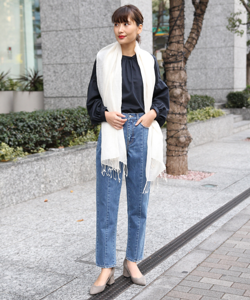 laboratory work（ラボラトリーワーク）の「ロゴ刺繍マチデニム（デニムパンツ・レディース・インディゴブルー/ブルー・MEDIUM）」の14枚目の写真