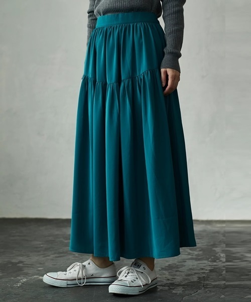 AMERICAN HOLIC(アメリカンホリック)の「ティアードロングスカート(スカート・レディース・ピンク/ネイビー/ベージュ/イエロー/ターコイズブルー/ブルー・FREE)」の3枚目の写真