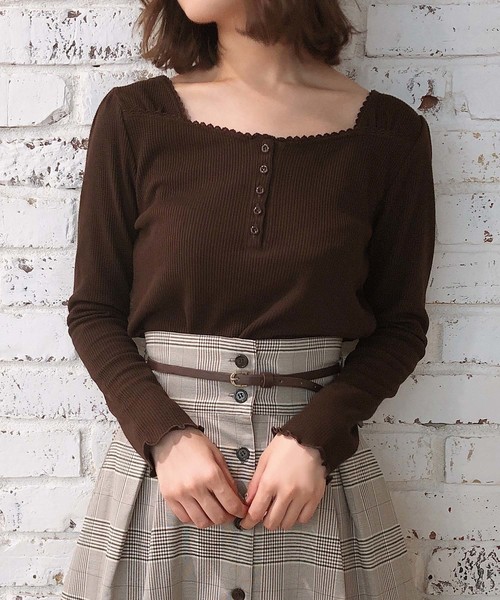 one after another NICE CLAUP(ワンアフターアナザーナイスクラップ)の「レース付サーマルトップス(Tシャツ/カットソー・レディース・ダークブラウン/ベージュ/アイボリー/グレー系その他・FREE)」の4枚目の写真