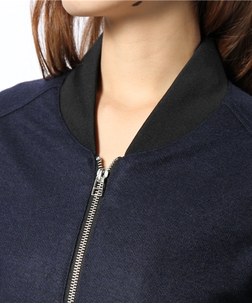 WHO'S WHO gallery（フーズフーギャラリー）の「素材切替MA-1（ブルゾン・レディース・ネイビー/アイボリー・FREE）」の8枚目の写真