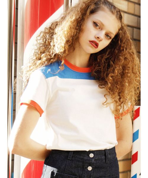 jouetie（ジュエティ）の「カラーブロックT（Tシャツ/カットソー・レディース・ボルドー/オフホワイト/ブラック・MEDIUM）」の2枚目の写真