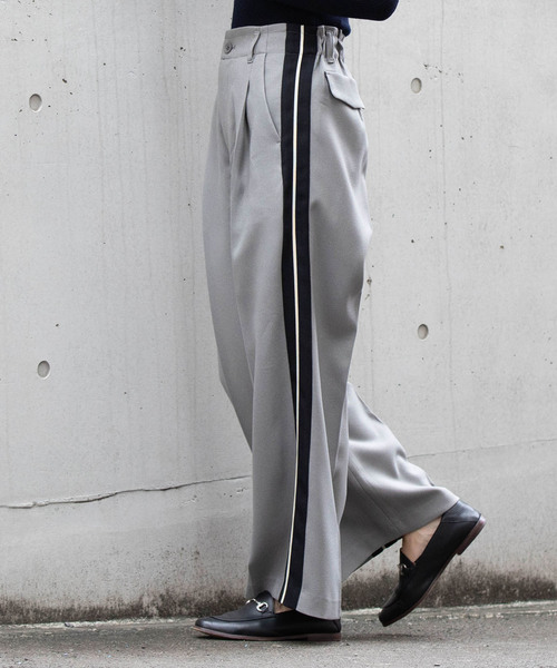 miniyu（ミニュウ）の「LaSRIC/サイドラインワイドパンツ（その他パンツ・レディース・ライトグレー/カーキ/グリーン/キャメル・MEDIUM）」の18枚目の写真