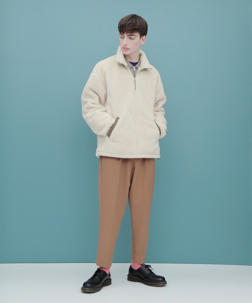 EMMA CLOTHES(エマクローズ)の「ボアフリース ハーフジップ プルオーバー【ファッションインフルエンサーろむし×EMMA CLOTHES 限定コラボ】(ブルゾン・メンズ・ベージュ/グレー・M/L)」の11枚目の写真