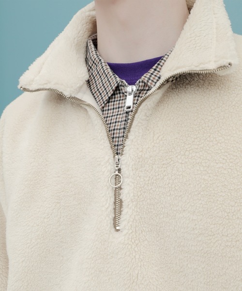 EMMA CLOTHES(エマクローズ)の「ボアフリース ハーフジップ プルオーバー【ファッションインフルエンサーろむし×EMMA CLOTHES 限定コラボ】(ブルゾン・メンズ・ベージュ/グレー・M/L)」の9枚目の写真