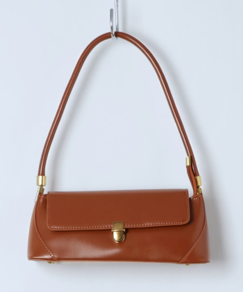 florist（フローリスト）の「横長ワイドなフラップハンドバッグ（ハンドバッグ・レディース・ブラック/ベージュ/ブラウン/グリーン/ワイン/オレンジ/イエロー・FREE）」の3枚目の写真