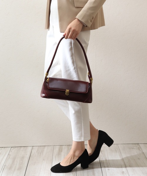 florist（フローリスト）の「横長ワイドなフラップハンドバッグ（ハンドバッグ・レディース・ブラック/ベージュ/ブラウン/グリーン/ワイン/オレンジ/イエロー・FREE）」の6枚目の写真